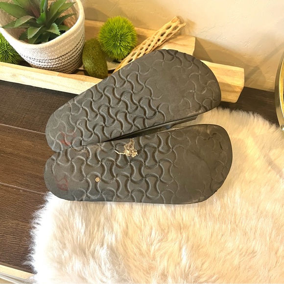 Birkenstock Florida Silver  Size 38 - Picture 4 of 5